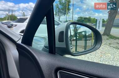 Внедорожник / Кроссовер Volkswagen Touareg 2017 в 