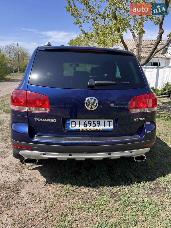 Позашляховик / Кросовер Volkswagen Touareg 2006 в Харкові