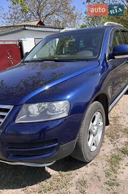 Внедорожник / Кроссовер Volkswagen Touareg 2006 в 