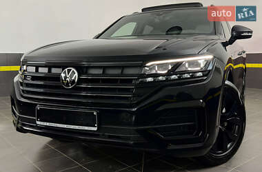Позашляховик / Кросовер Volkswagen Touareg 2022 в 