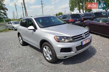 Внедорожник / Кроссовер Volkswagen Touareg 2013 в 