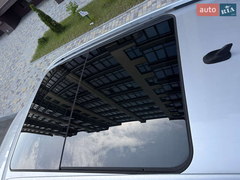 Внедорожник / Кроссовер Volkswagen Touareg 2010 в Чернигове