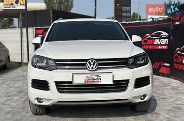 Позашляховик / Кросовер Volkswagen Touareg 2012 в 