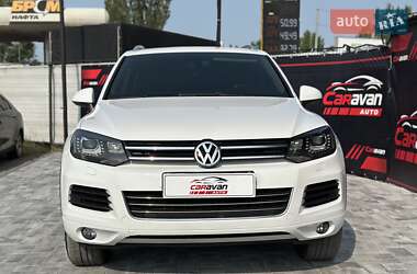 Позашляховик / Кросовер Volkswagen Touareg 2012 в 