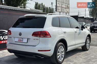 Позашляховик / Кросовер Volkswagen Touareg 2012 в 