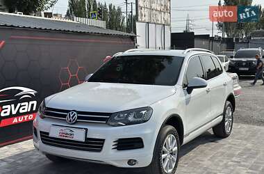 Позашляховик / Кросовер Volkswagen Touareg 2012 в 