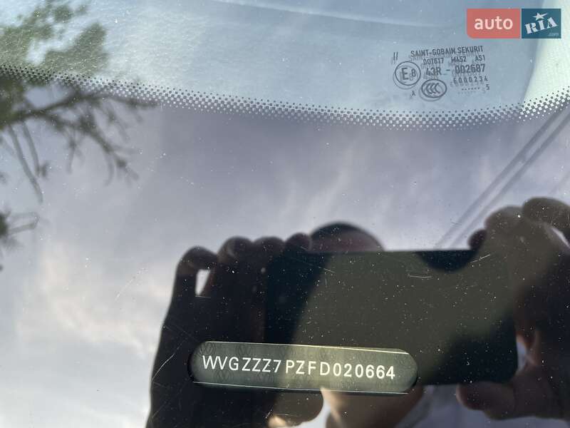 Позашляховик / Кросовер Volkswagen Touareg 2015 в Вінниці