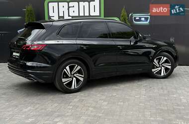 Внедорожник / Кроссовер Volkswagen Touareg 2020 в 