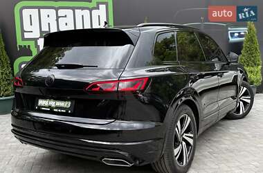 Внедорожник / Кроссовер Volkswagen Touareg 2020 в 