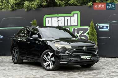 Внедорожник / Кроссовер Volkswagen Touareg 2020 в 