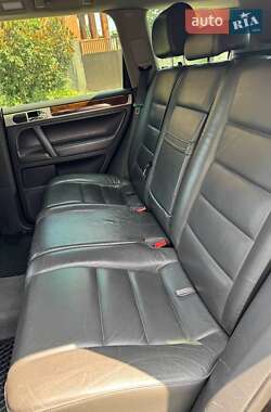 Внедорожник / Кроссовер Volkswagen Touareg 2008 в 