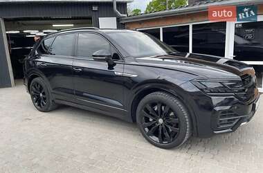 Внедорожник / Кроссовер Volkswagen Touareg 2019 в Нововолынске