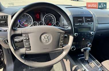 Внедорожник / Кроссовер Volkswagen Touareg 2007 в 