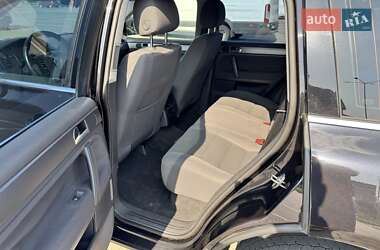Внедорожник / Кроссовер Volkswagen Touareg 2007 в 