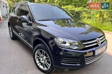 Внедорожник / Кроссовер Volkswagen Touareg 2013 в Хмельницком