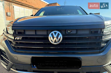Внедорожник / Кроссовер Volkswagen Touareg 2019 в 