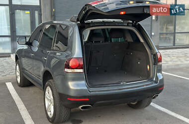 Позашляховик / Кросовер Volkswagen Touareg 2008 в 