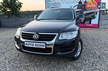 Внедорожник / Кроссовер Volkswagen Touareg 2007 в 