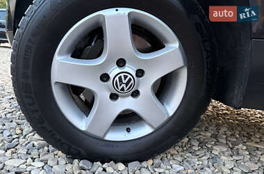 Внедорожник / Кроссовер Volkswagen Touareg 2007 в 
