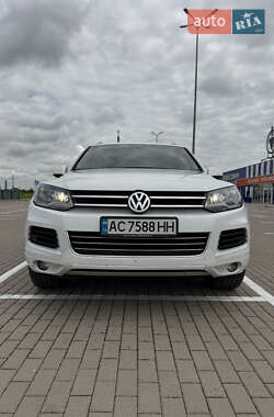 Позашляховик / Кросовер Volkswagen Touareg 2013 в Нововолинську