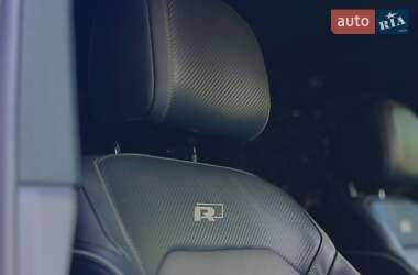 Позашляховик / Кросовер Volkswagen Touareg 2018 в 