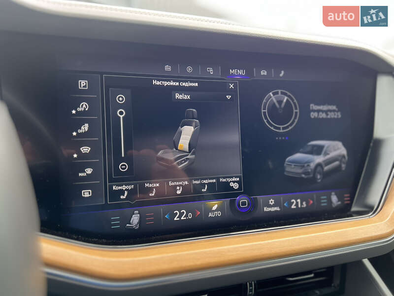 Внедорожник / Кроссовер Volkswagen Touareg 2018 в Львове