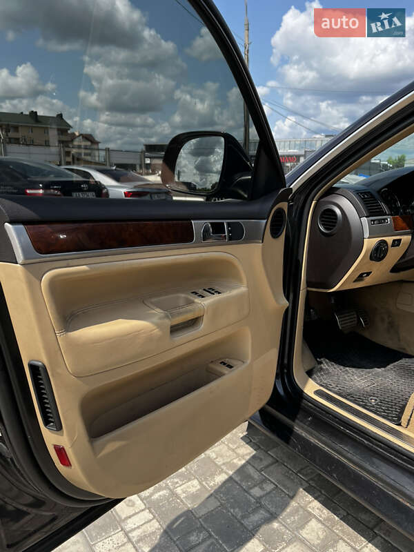 Позашляховик / Кросовер Volkswagen Touareg 2007 в Білогородці
