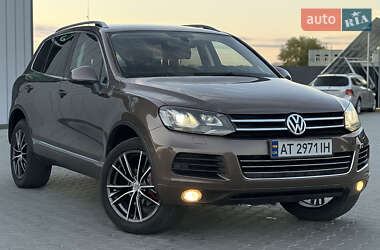 Внедорожник / Кроссовер Volkswagen Touareg 2012 в Сарнах