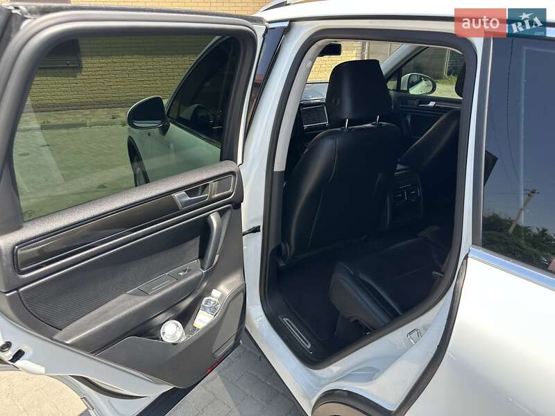 Позашляховик / Кросовер Volkswagen Touareg 2013 в Запоріжжі фото 36 Позашляховик / Кросовер Volkswagen Touareg 2013 в Запоріжжі