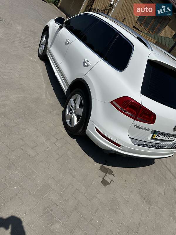 Позашляховик / Кросовер Volkswagen Touareg 2013 в Запоріжжі фото 15 Позашляховик / Кросовер Volkswagen Touareg 2013 в Запоріжжі