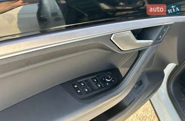 Внедорожник / Кроссовер Volkswagen Touareg 2019 в 