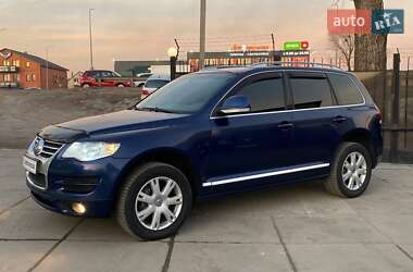 Внедорожник / Кроссовер Volkswagen Touareg 2008 в 