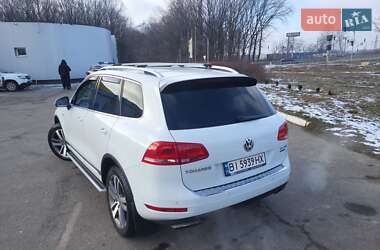 Внедорожник / Кроссовер Volkswagen Touareg 2013 в 
