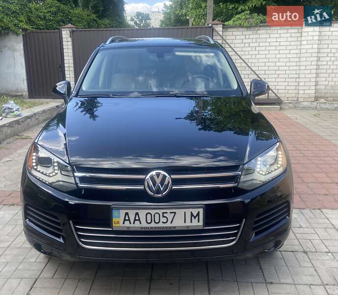 Позашляховик / Кросовер Volkswagen Touareg 2014 в Києві фото 4 Позашляховик / Кросовер Volkswagen Touareg 2014 в Києві