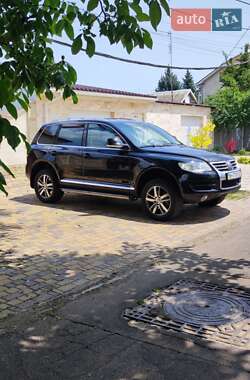 Позашляховик / Кросовер Volkswagen Touareg 2008 в 