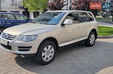 Позашляховик / Кросовер Volkswagen Touareg 2008 в Дніпрі