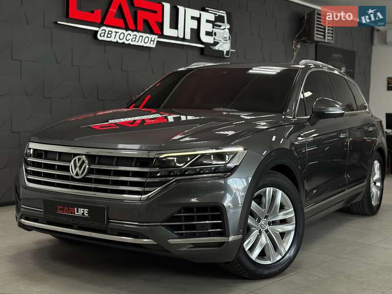 Позашляховик / Кросовер Volkswagen Touareg 2019 в Тернополі