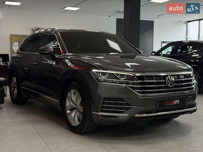 Позашляховик / Кросовер Volkswagen Touareg 2019 в Тернополі