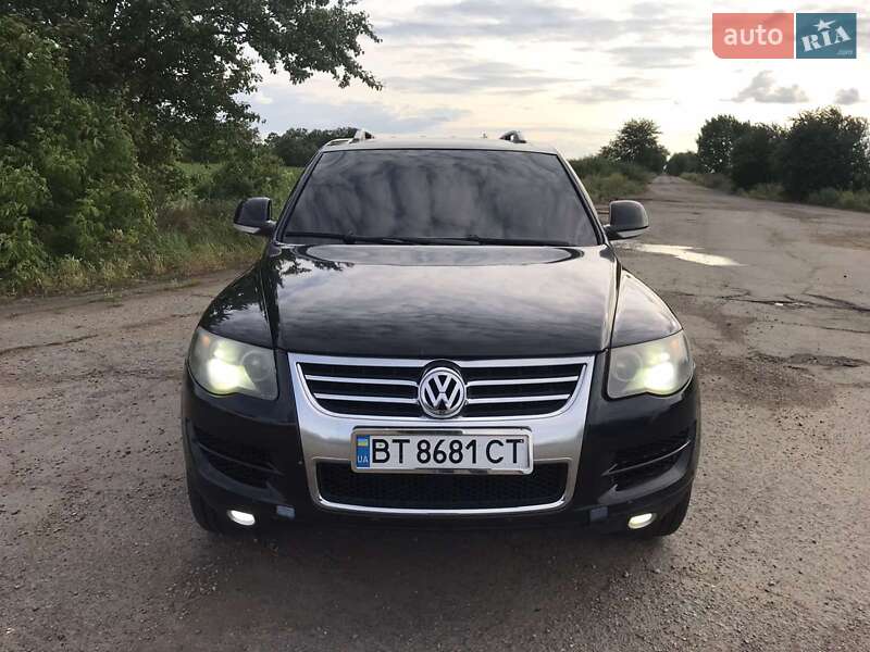 Позашляховик / Кросовер Volkswagen Touareg 2008 в Первомайську