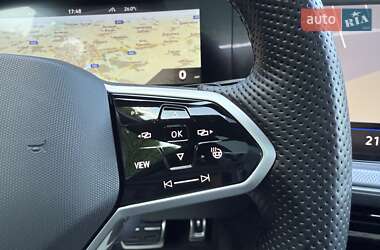 Позашляховик / Кросовер Volkswagen Touareg 2022 в 