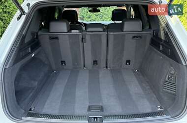 Позашляховик / Кросовер Volkswagen Touareg 2022 в 