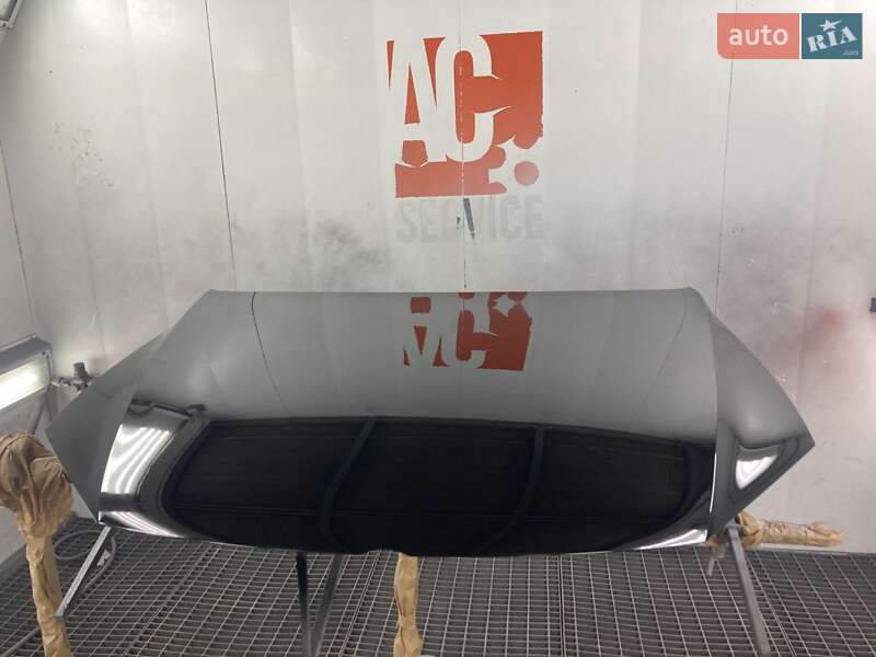 Внедорожник / Кроссовер Volkswagen Touareg 2014 в Николаеве