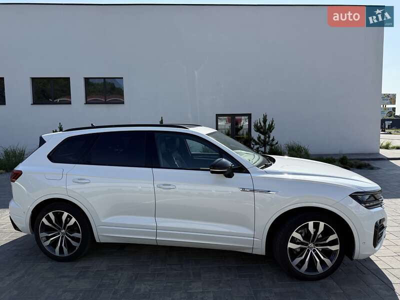 Внедорожник / Кроссовер Volkswagen Touareg 2019 в Луцке