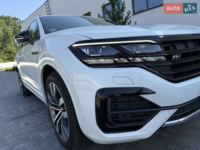 Внедорожник / Кроссовер Volkswagen Touareg 2019 в Луцке