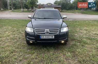 Внедорожник / Кроссовер Volkswagen Touareg 2003 в 