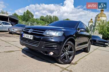 Позашляховик / Кросовер Volkswagen Touareg 2014 в Дніпрі