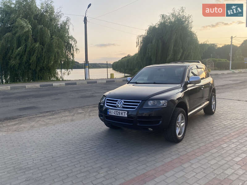 Позашляховик / Кросовер Volkswagen Touareg 2006 в Тростянці
