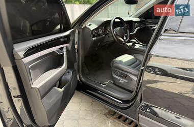 Внедорожник / Кроссовер Volkswagen Touareg 2021 в 