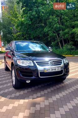 Внедорожник / Кроссовер Volkswagen Touareg 2007 в 