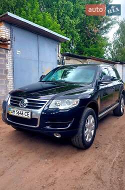 Внедорожник / Кроссовер Volkswagen Touareg 2007 в 